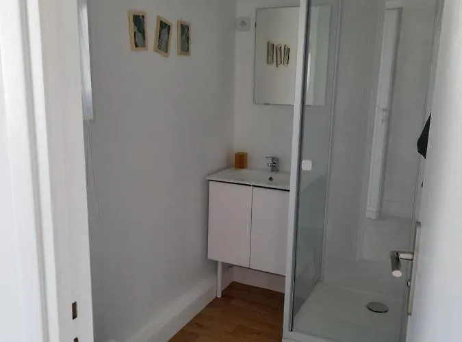 By Angelique 1 Rdc Apartman